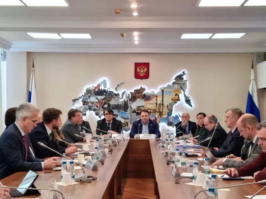 Экспертный совет Госдумы: в фокусе внимания актуальные вопросы борьбы с незаконным оборотом табачной и никотинсодержащей продукции